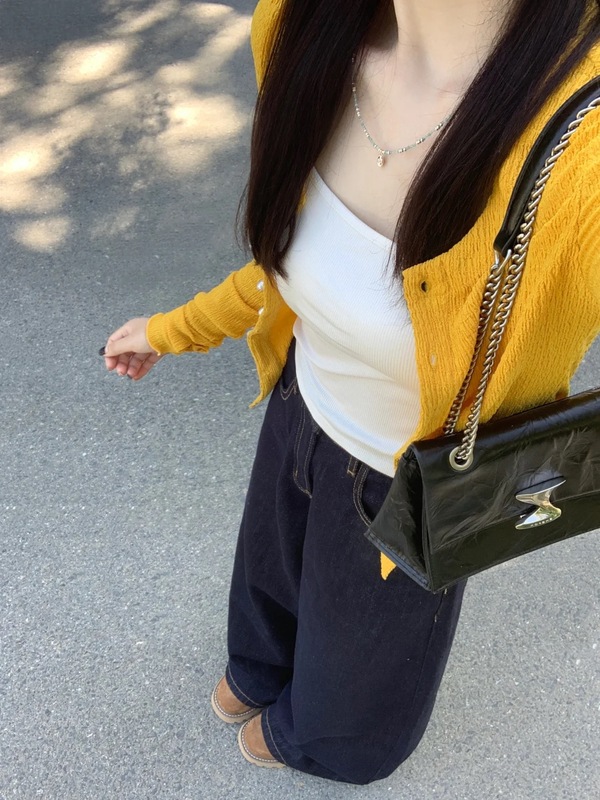 韩系氛围感穿搭黄色圆领长袖开衫女秋装修身显瘦别致针织外套上衣|undefined