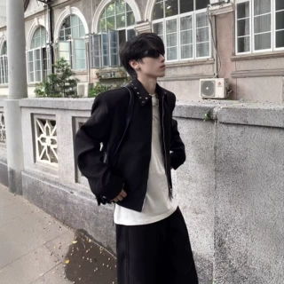 暗黑系vibe金属铆钉外套男2026春秋潮牌设计感小众时尚感宽松休闲