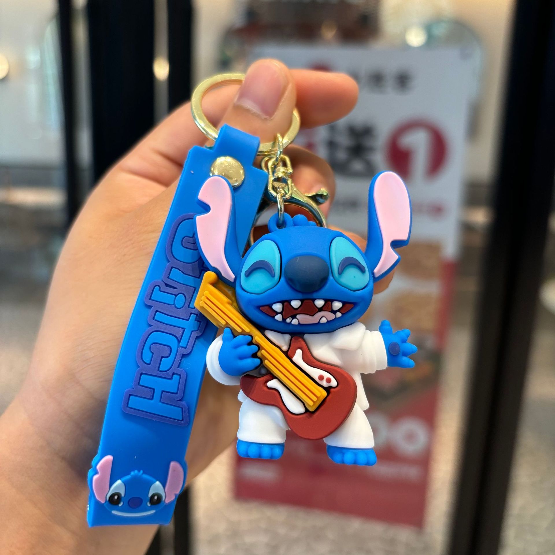 Fiesta de música transfronteriza Stevie Keychain encantador muñeca encantador colgante muñeca máquina de regalo pequeño llavero