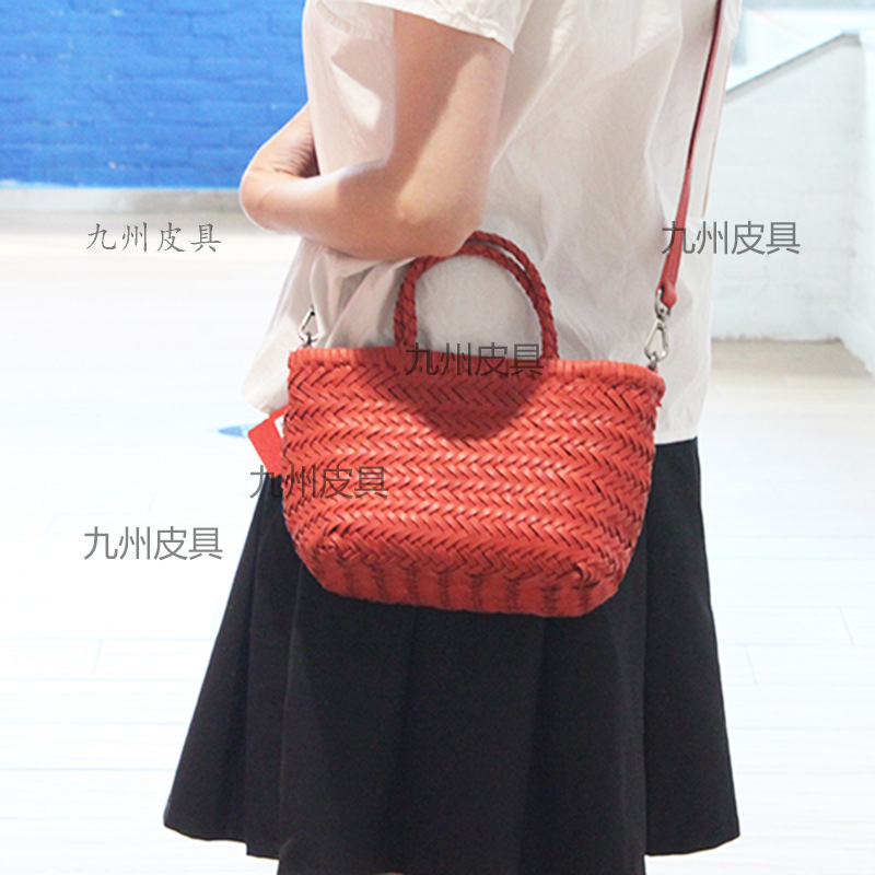 Japanese And Korean Style Woven Bag For Women - Summer Beach Vacation Small Shoulder Bag, Versatile Fashion Handheld Basket, Single Shoulder Crossbody Bag - Thumbnail 8
