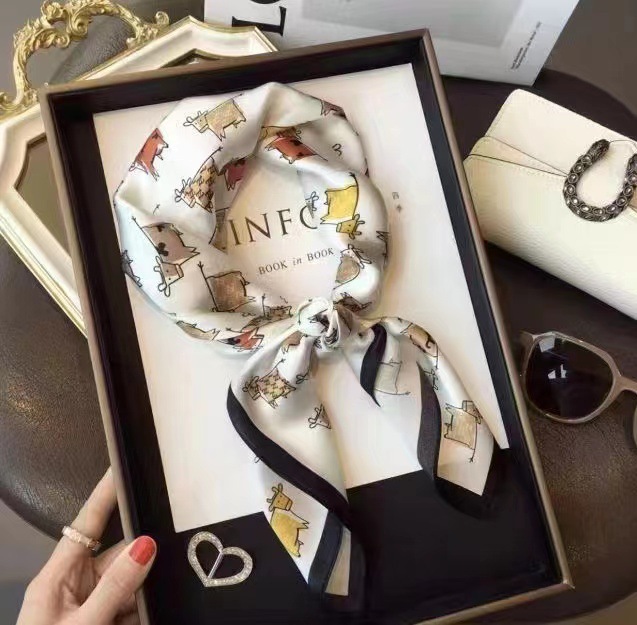 Nuevo bufandas de seda primavera y verano de alta calidad 70cm bufandas cuadradas de moda de estilo exterior bufandas decorativas delgadas bufandas cuadradas pequeñas