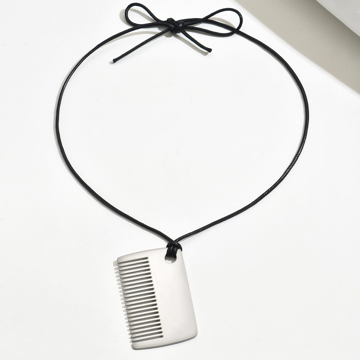 Nuevos productos de peine suéter cadena cuerdas cuello colgante temperamento de moda colgante de metal cadena clavícula joyas de alta calidad