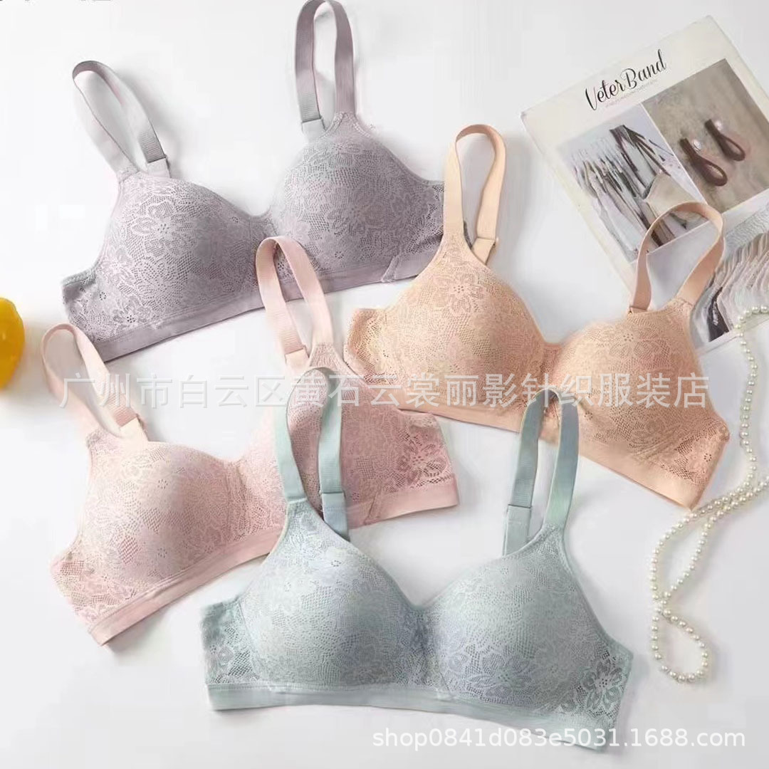 Eylancer 3156 Latex Cotton Thin B-Cup Breathable Hole Bra with No Wire, Three-Button Underwear with Lace Edge