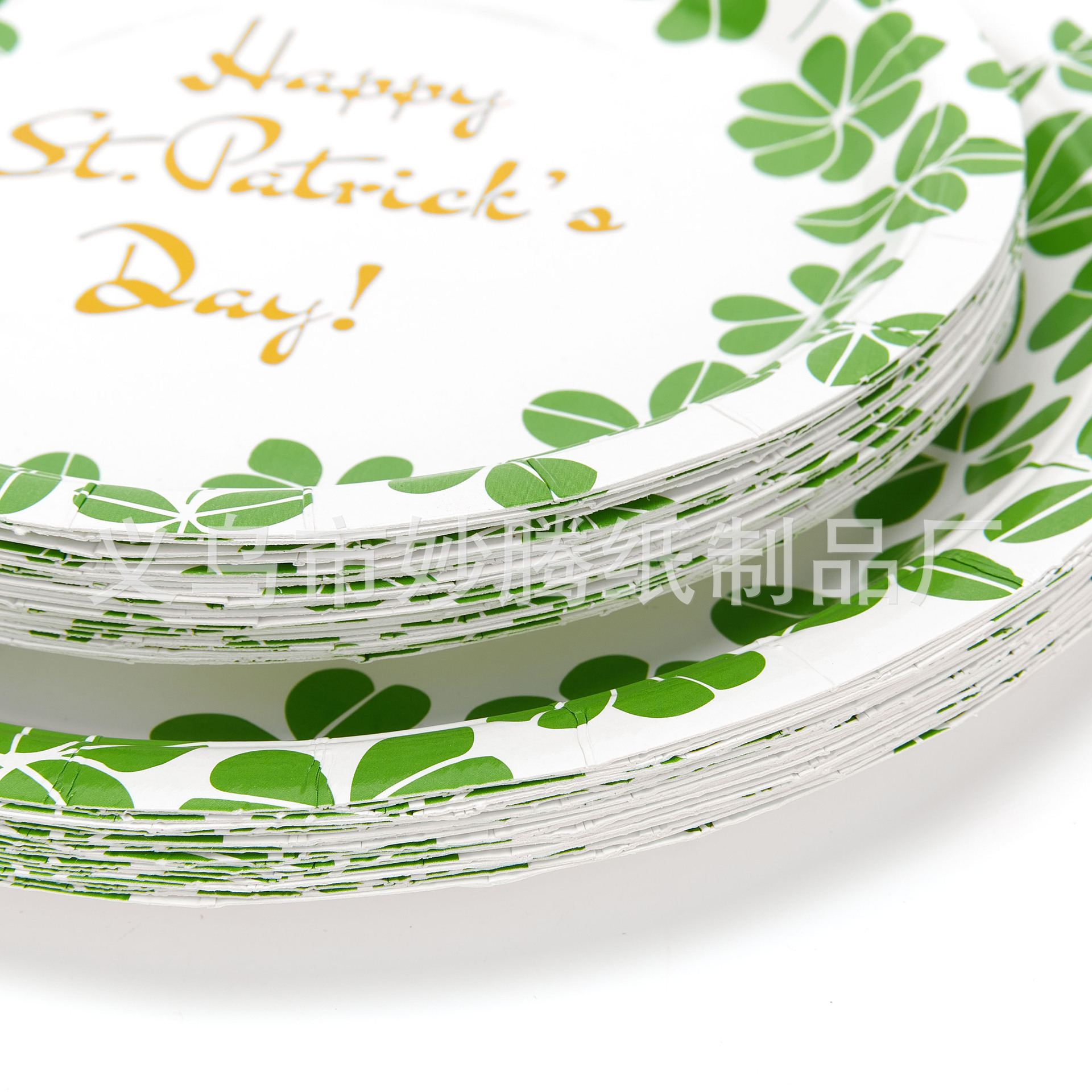 Platos de papel desechables para fiestas irlandesas, juego de vajilla desechable, platos de cena coloridos, servilletas de papel con diseño de trébol, vasos de papel