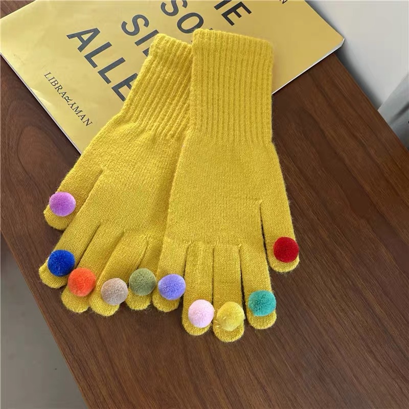 Estudiante a prueba de frío lana de punto a caballo cinco dedos Pantalla táctil de dibujos animados guantes calientes de invierno femenino engrosada linda pareja