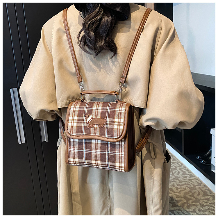 College-style backpack for women 2024 autumn new Dachshund student handbag, retro commuter crossbody bag undefined