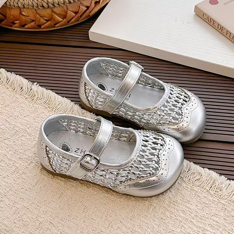 Zapatos de moda para niñas versátiles 2026 verano nuevos zapatos casuales transpirables para niños zapatos marizhen image 3