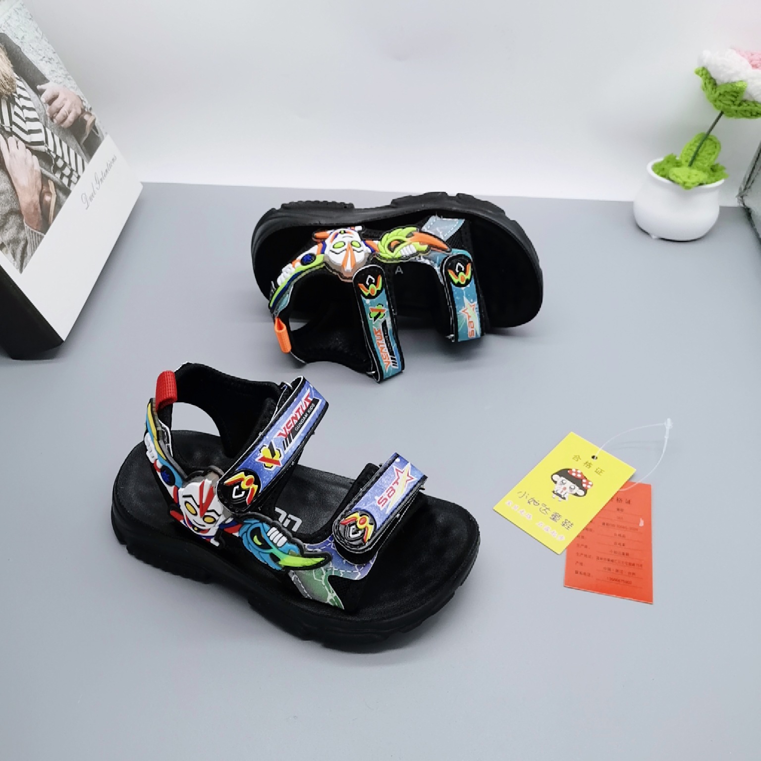 Sandalias de verano de 1 a 3 años Sandalias de fondo ligero para niños Zapatos de playa para niños Sandalias para niños Sandalias para bebés Zapatos para niños