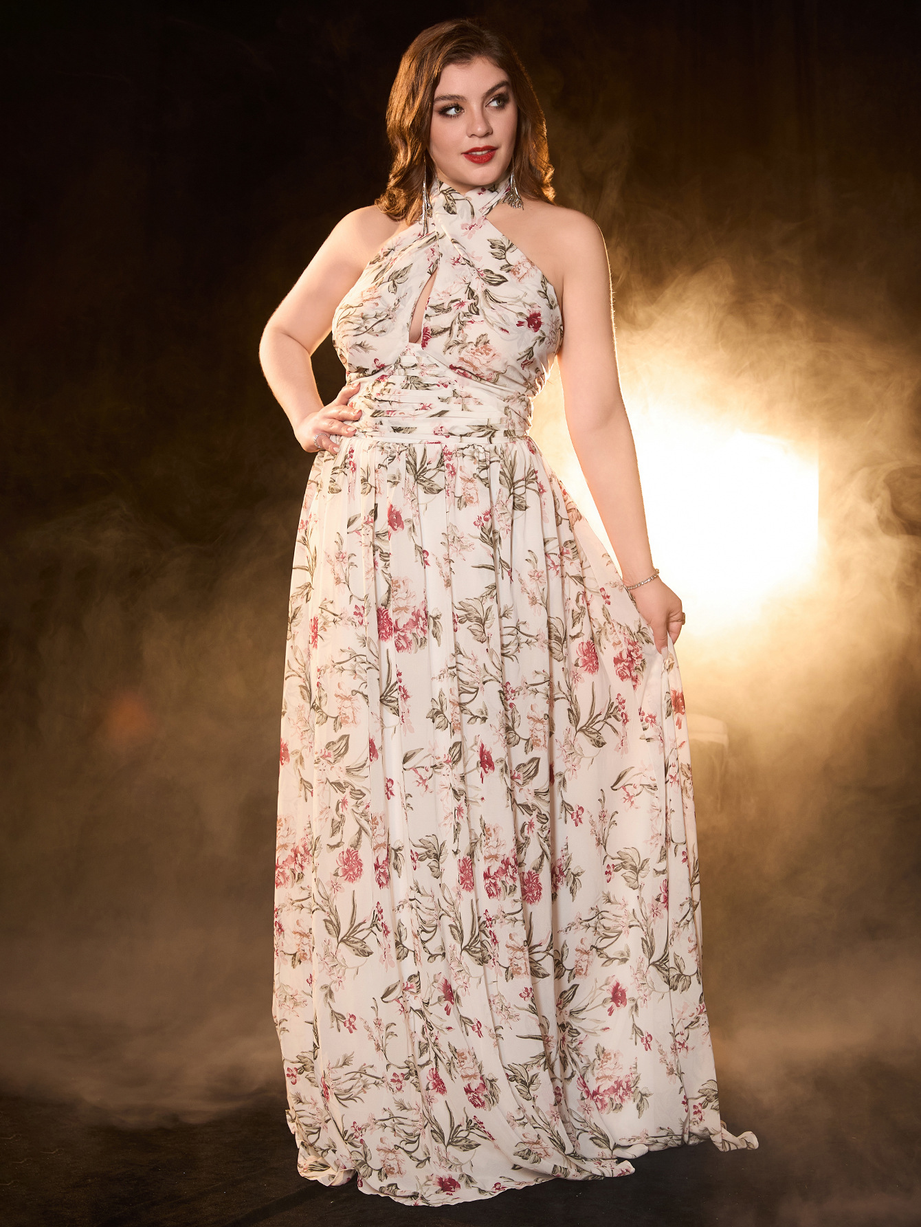 Vestido de talla grande, vestido de noche, vestido largo con estampado de tirantes, vestido sexy con cuello halter, nuevo vestido francés europeo y americano image 4