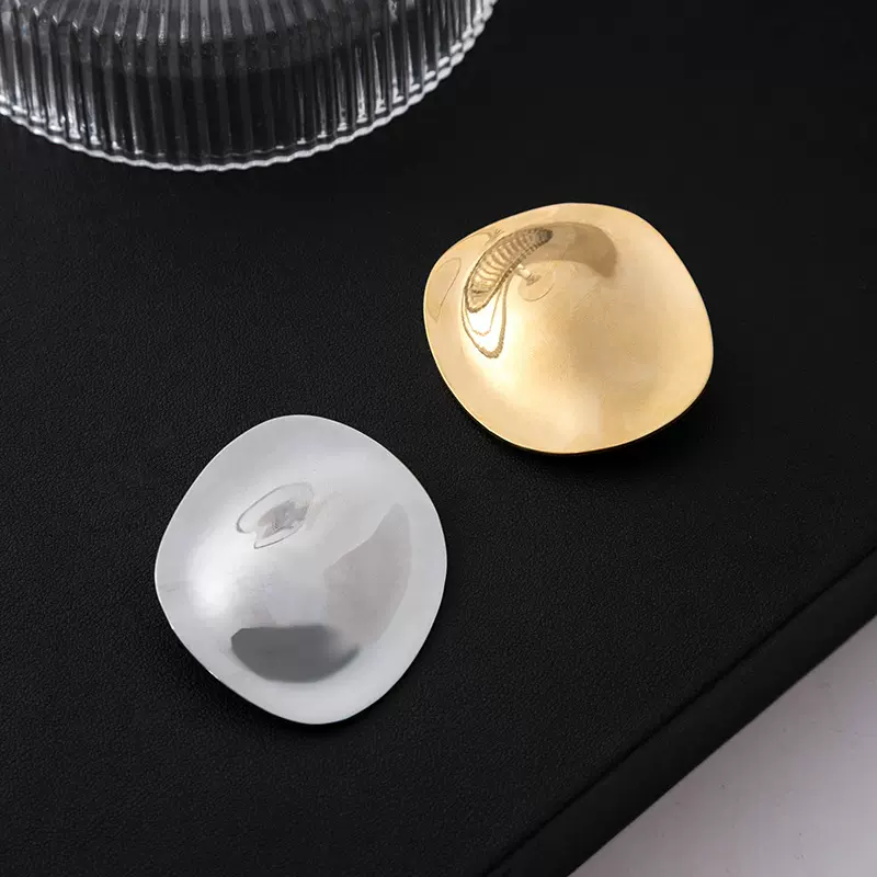 跨境欧美个性新款网红金属胸针 简约小众复古高级设计感通勤胸饰