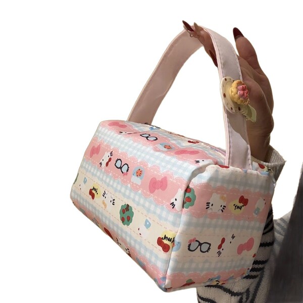 Capacious genuine handheld high quality cosmetic bag