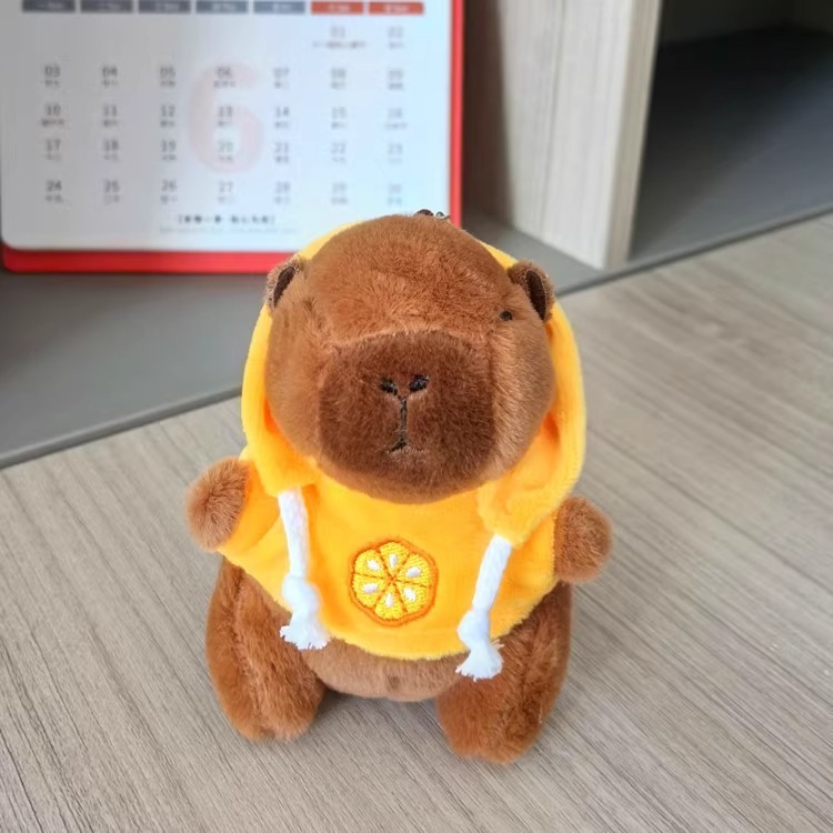 かわいいぬいぐるみのカピバラのぬいぐるみのキーホルダー卸売り学生のかばんの小さいペンダントの置物の人形のつかみ機|undefined
