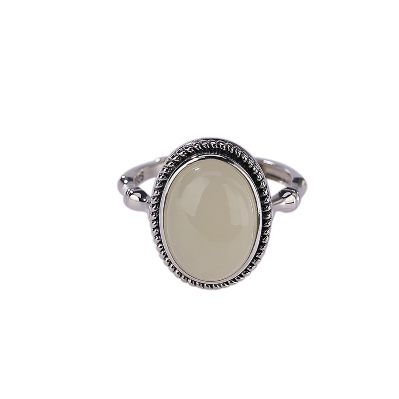 Nhẫn bạc S925 đính ngọc Hetian hình trứng xoắn cổ điển — Mở một size