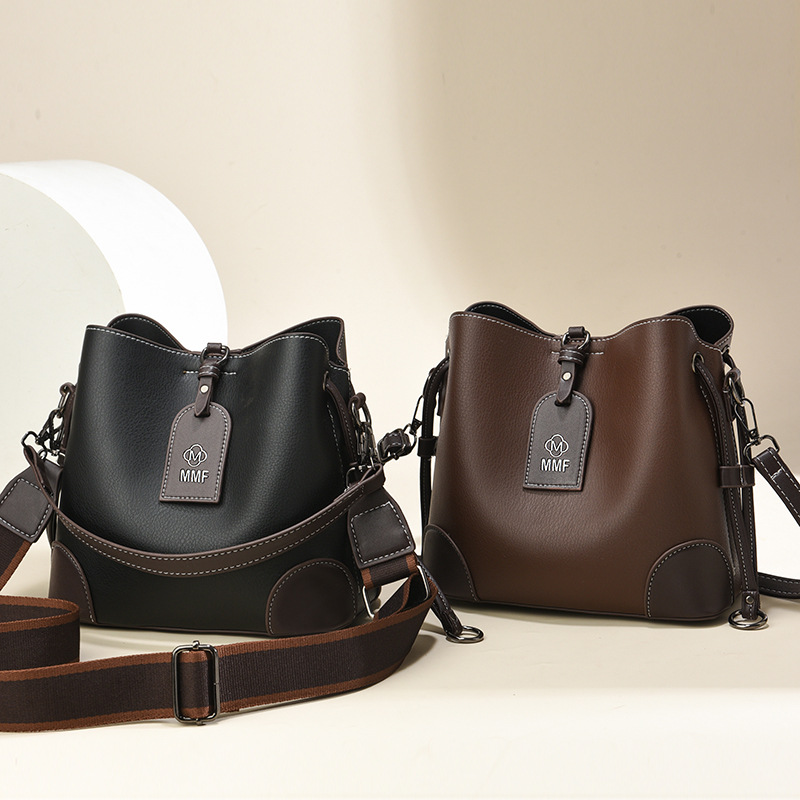 Women's Retro Bucket Bag Large Capacity Single Shoulder Handbag_voghion.com