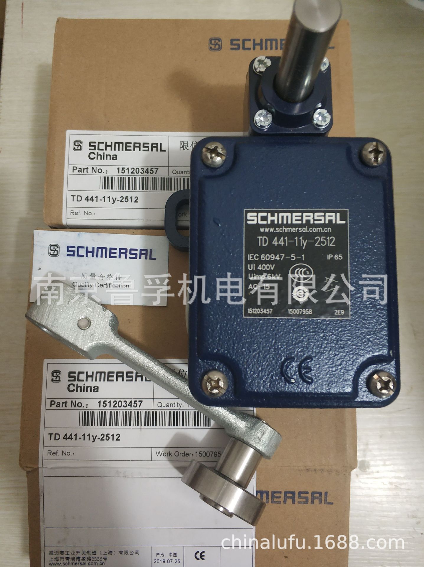 MD 441-11Y-2512-10施迈赛限位开关全新原装现货，订货请核实