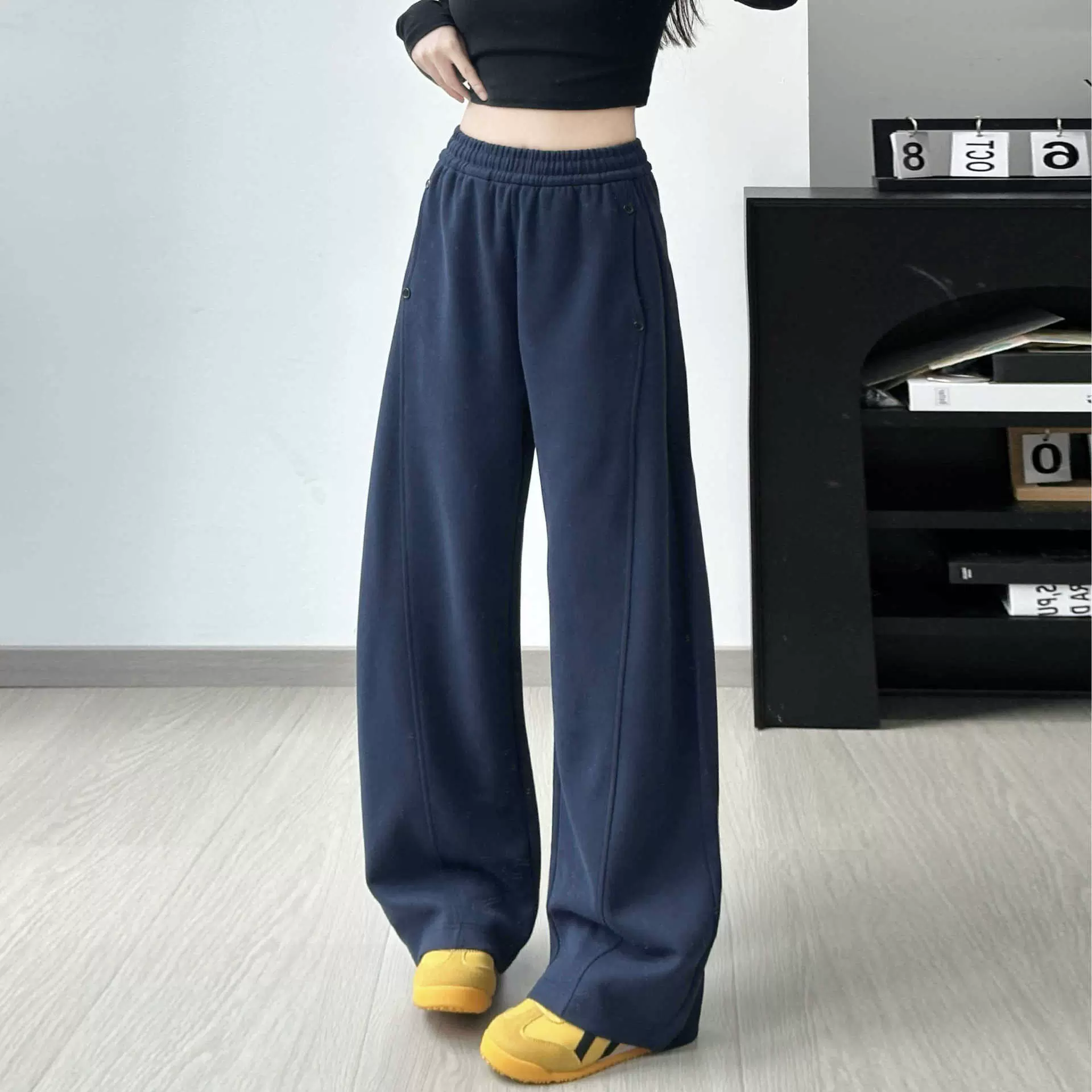 美式直筒香蕉运动裤女秋冬加绒加厚春秋高腰宽松休闲阔腿弯刀卫裤