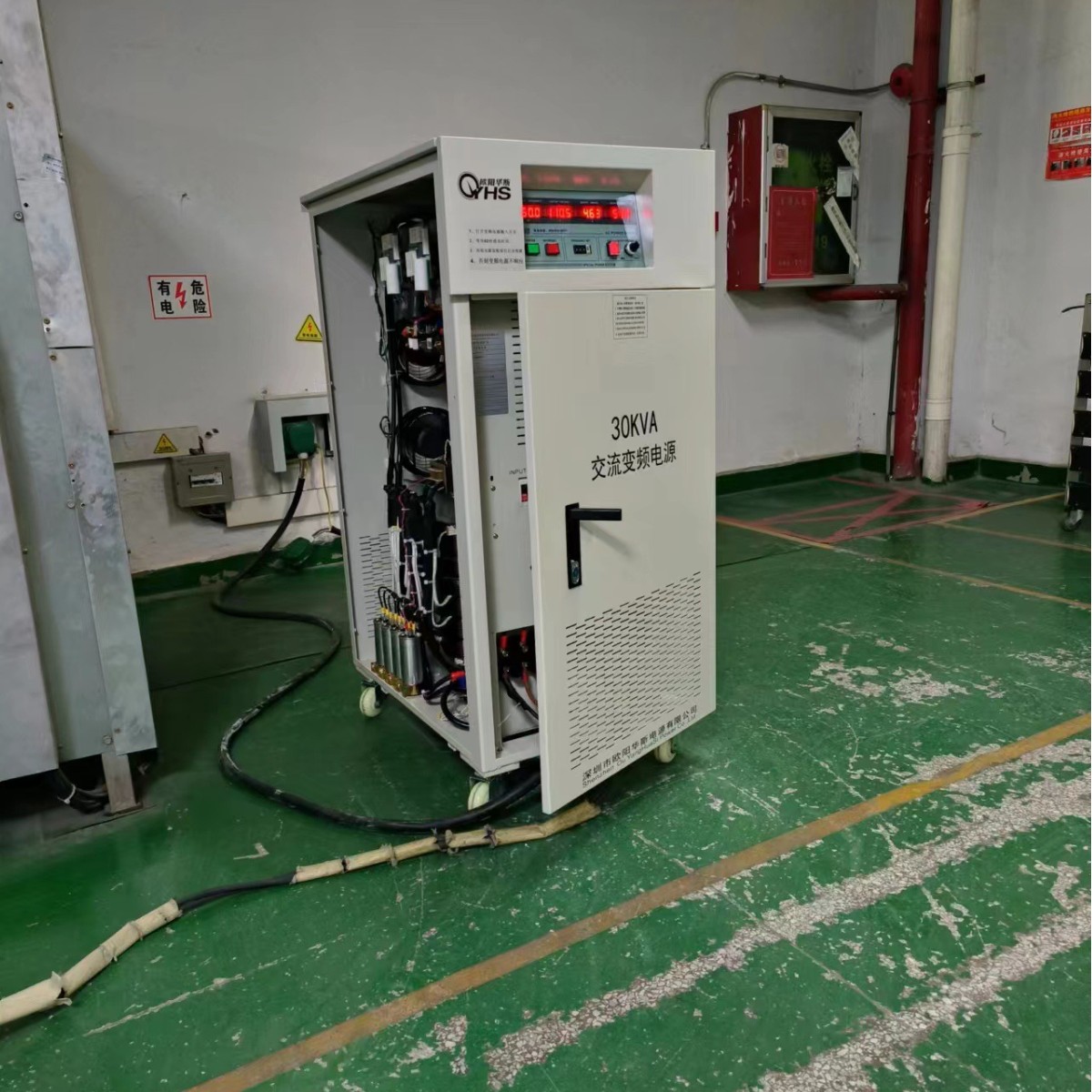 ŷ����˹30KVA��Ƶ��Դ�����120V 60HZ���ϻ�����С�ҵ��Ʒ
