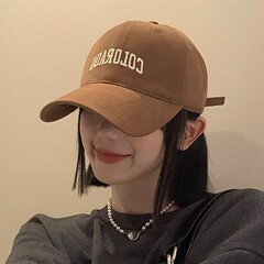 新型のアヒルの舌の帽子の四季の百合の大きい頭の周りのアルファベットの柔らかい頂の美人式の復古の女性のカップルは顔の小さい野球の帽子を現します。