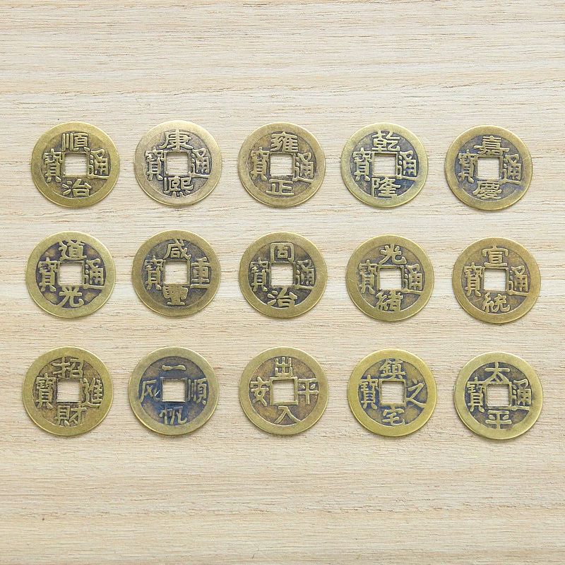 antique copper coins, metal accessories, 2.4cm