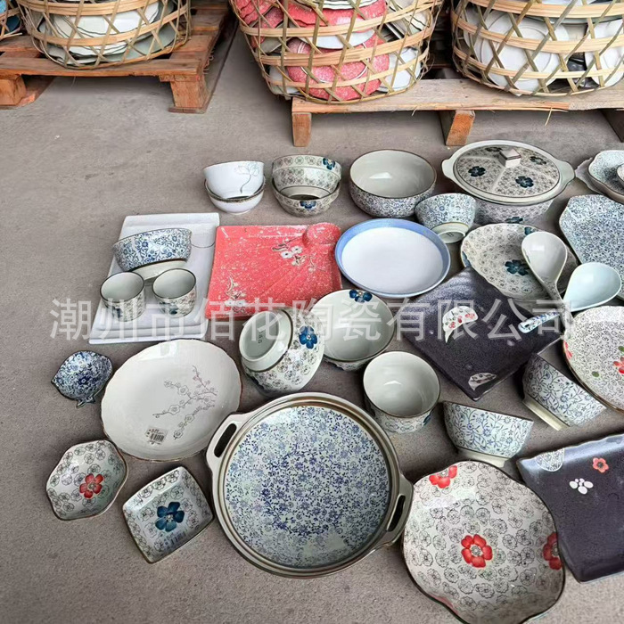 2026Ins Foreign Trade Ceramic Japanese and Korean Style Popular Street Stall Miscellaneous Items, Japanese and Korean Tableware, Miscellaneous Goods, Bowls and Plates, Various Styles, Random Wholesale