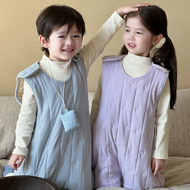 Children's Cotton Sleeping Bag Thickened Autumn and Winter Baby Boys and Girls Home Climbing Wear Warm Wool Silk Sleeping Clothes Boneless Pajamas Children's Cotton Sleeping Bag Thickened Autumn and Winter Baby Boys and Girls Home Climbing Wear Warm Wool Silk Sleeping Clothes Boneless Pajamas
