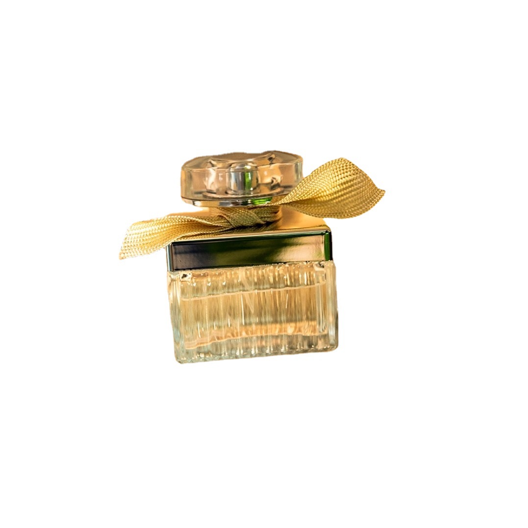 Nouvelle boutique de parfums fabriquée en Chine Parfum populaire de fleurs et de fruits dorés Petit, frais, romantique, charmant, parfumé et durable 50 ml_voghion.com