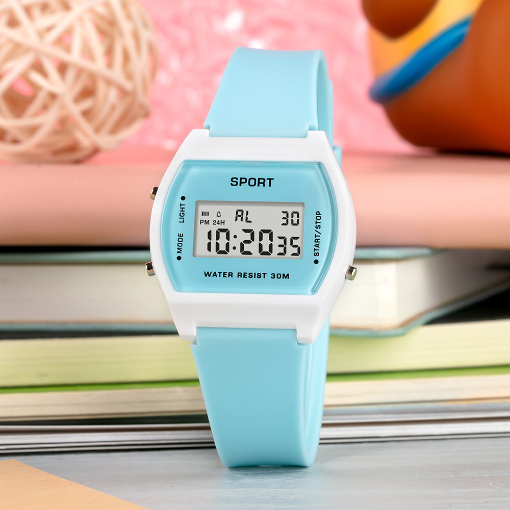 Hombres y mujeres transfronterizos estudiantes de secundaria relojes electrónicos luminosos reloj despertador cuadrado multifuncional cronógrafo fabricantes de relojes electrónicos al por mayor