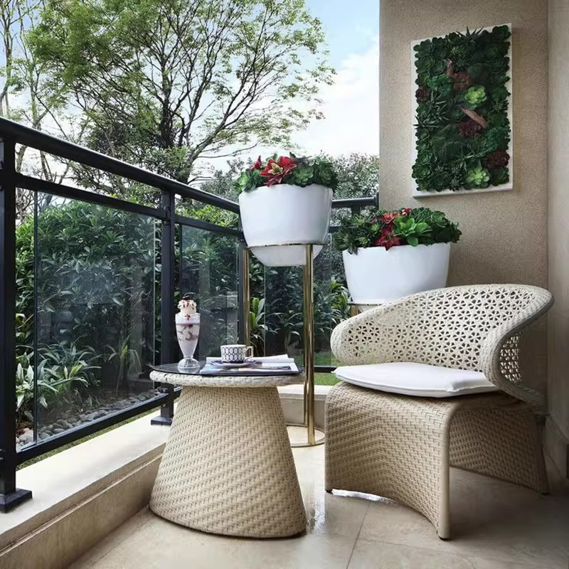 Muebles al aire libre simple silla de caña moderna mesa de té jardín patio hotel ingeniería a prueba de lluvia protección solar balcón mesas y sillas