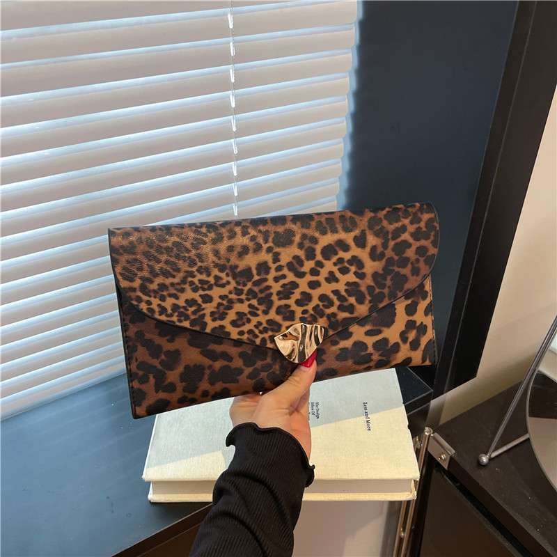 El Leopardo Brown