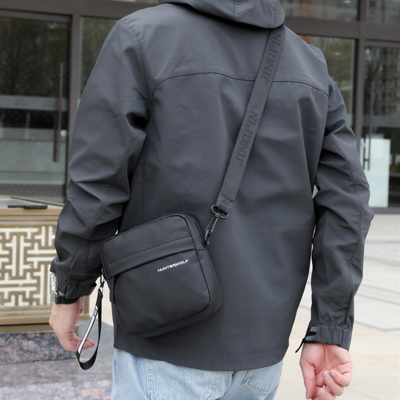 2025 New Men's Bag Shoulder Bag Casual Crossbody Bag Vertical Small Bag Mini Mobile Phone Bag Men's Water-Repellent Trendy Portable
