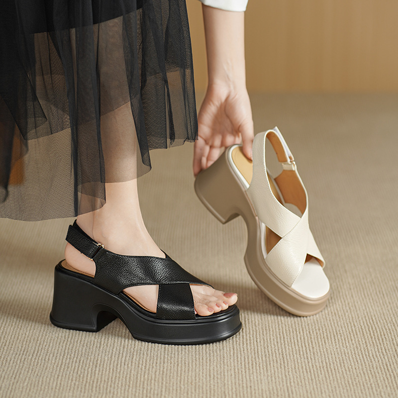 Summer black high heels platform with velcro