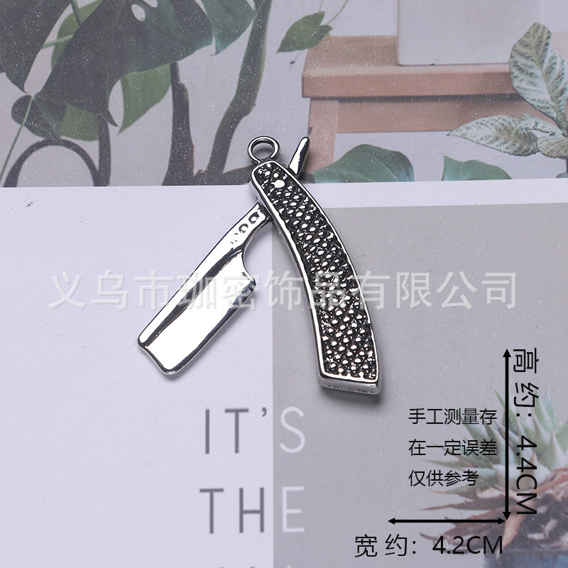 Collar de calle europeo y americano moda masculina hip hop estilo frío todo partido Internet celebridad aleación personalidad moda femenina ins suéter cadena colgante