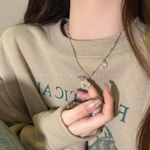 Colorful Bead Flower Smiling Necklace for Women Summer  New Fashion Clavicle Chain Design Sense Unconventional Personality Necklace