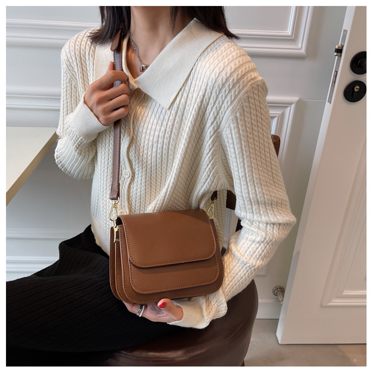 Fashion Simple Solid Color One-shoulder Messenger Square Bag Wholesale Nihaojewelry display picture 12