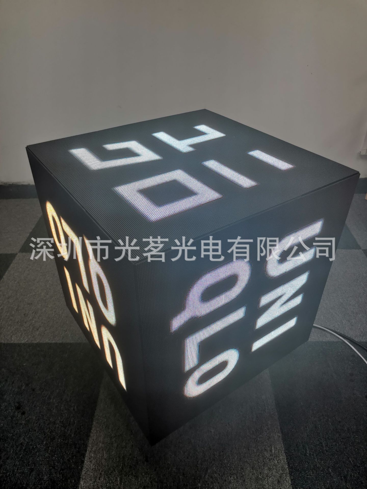 LED魔方 五面魔方屏六面魔方LED屏 LED魔方屏LED灯笼屏 LED魔方屏-阿里巴巴