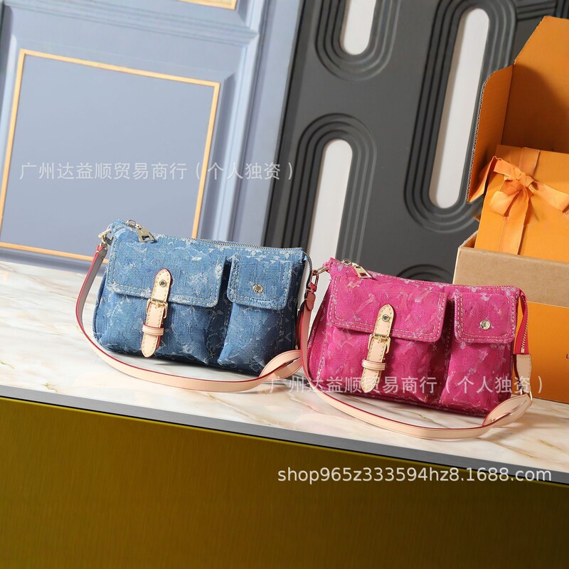2026 New Vintage Denim Style Crossbody Bag for Women, Fashionable Versatile Shoulder Bag, Light Luxury Small Bag with Horsebit Design