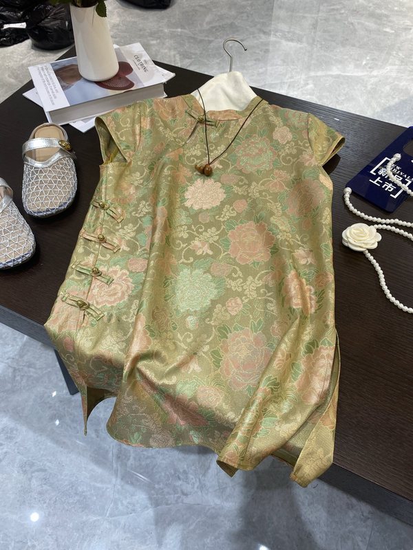 3色オリジナルの新しい中国風ニッチハイエンドシルクレーヨン織り花ジャカード国民風バックル年齢軽減ドレス|undefined