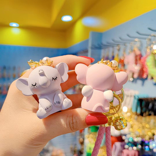 Cartoon Cute Internet Celebrity Crown Dumbo Keychain Cute Fashion Resin Doll Girls Key Chain Bag Mobile Phone