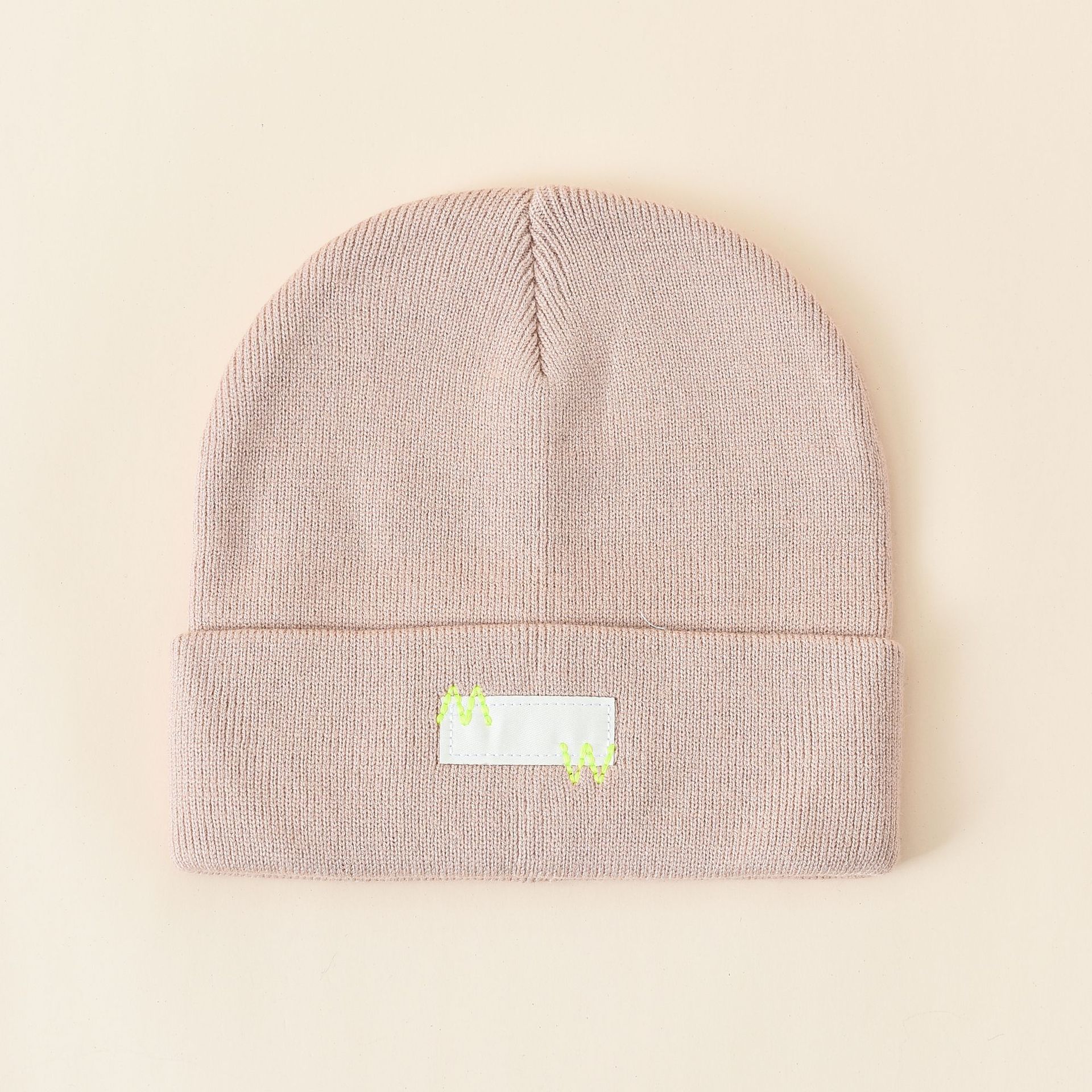 Sombrero de lana de las mujeres Otoño e Invierno estilo coreano ins cartas de moda muestran cara pequeña casual simple estilo japonés cálido sombrero frío de punto