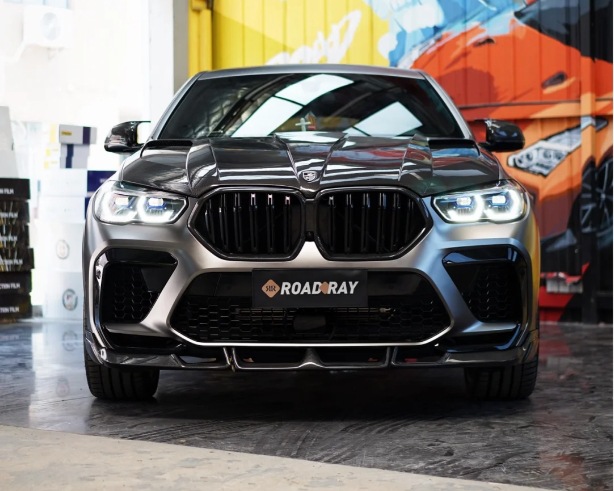 Suitable for BMW X6M F96 front lip modification part LD model carbon fiber front spoiler front bumper lip decoration