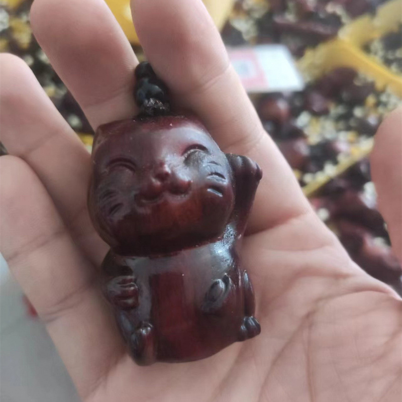工場卸売紫檀手彫り木彫り貔貅財神ペンダント工芸品、ライブストリーミングや屋台で人気商品|undefined