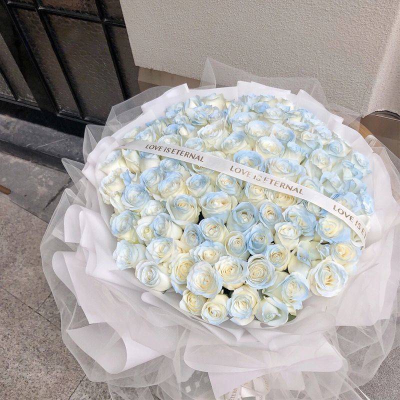 [별과 바다] 으아이스 블루 장미 99송이 꽃다발