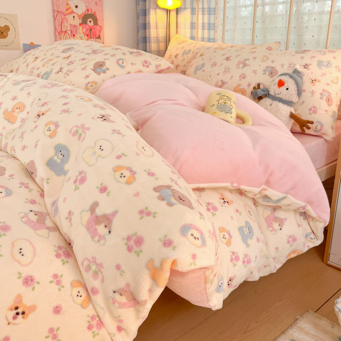 Añadir una pequeña cama de lana de leche fresca de cuatro piezas de lana de coral de brida de invierno para aumentar la sopa de cama cálida cubierta de cama
