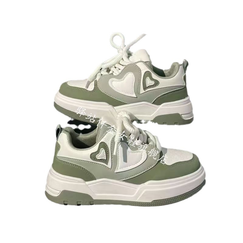 Explosión de estilo de campus amor skate 2024 verano nuevo suela gruesa alta versátil zapatos blancos casuales zapatos deportivos de mujer