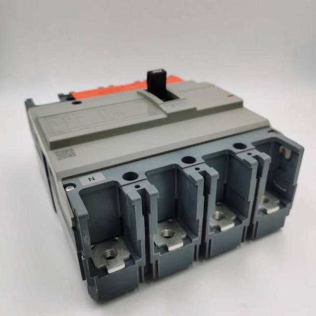 NSC250S4250N 18kA 250A 4P3T塑壳断路器配电保护 总制开关