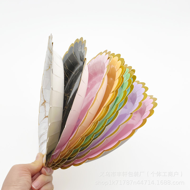 Plato de papel desechable conjunto de tazas de papel para fiesta doméstica comercial europea estampado patrón de mármol platos de papel de cumpleaños