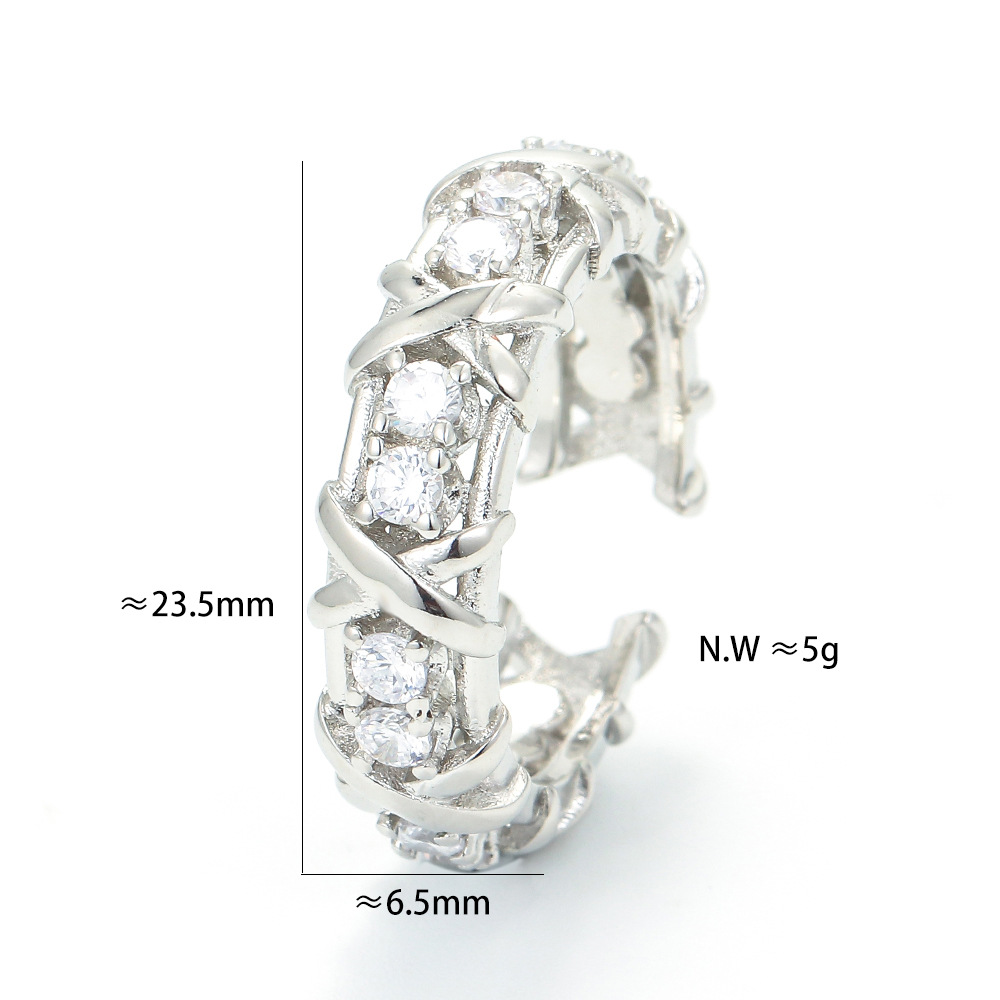 Anillo Coreano Femenino Simple Micro-incrustaciones De Circón Hip Hop Latón Plateado Anillo De 18 K Al Por Mayor display picture 5