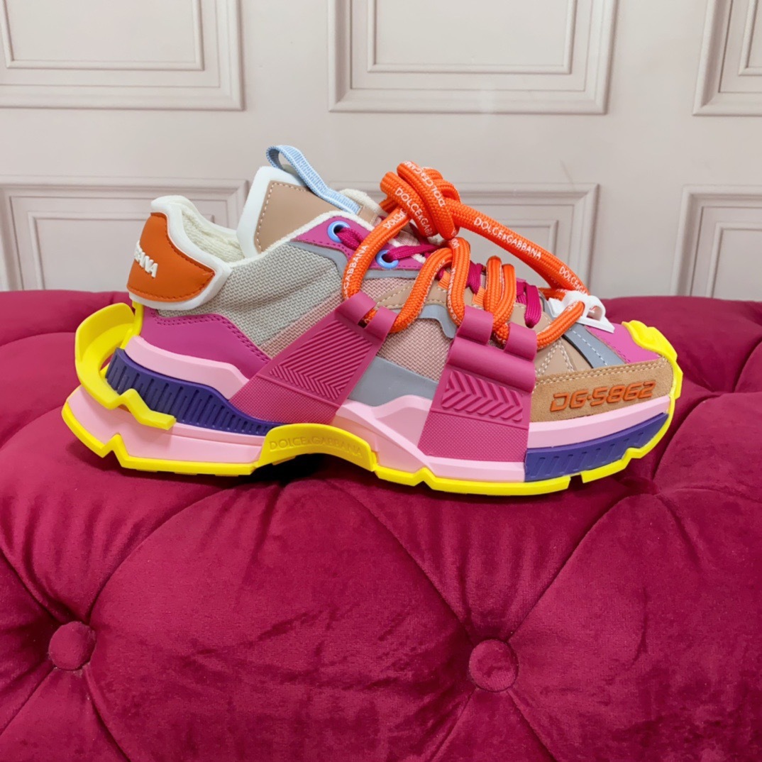 2023 High Ding European Station, punta redonda, suela gruesa, cordones, zapatos deportivos y casuales a juego para mujer, versión coreana de los zapatos de papá de todo fósforo, DG de moda