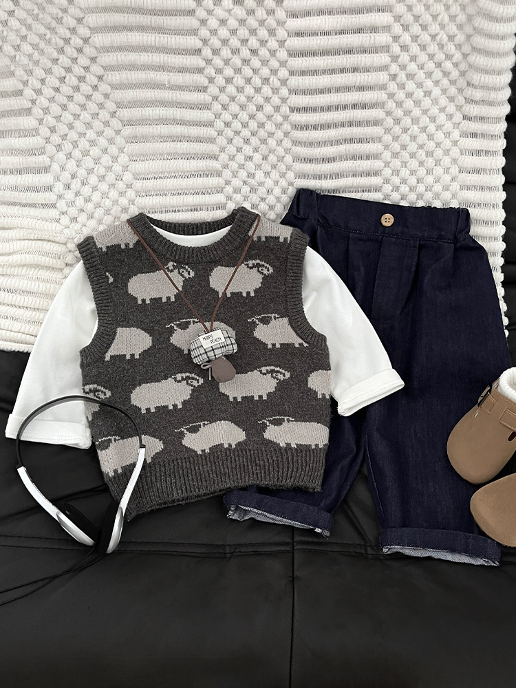 Suéter de niño nuevo estilo primavera y otoño estilo extranjero bebé moda bordado chaleco de punto guapo bebé chaleco pequeño