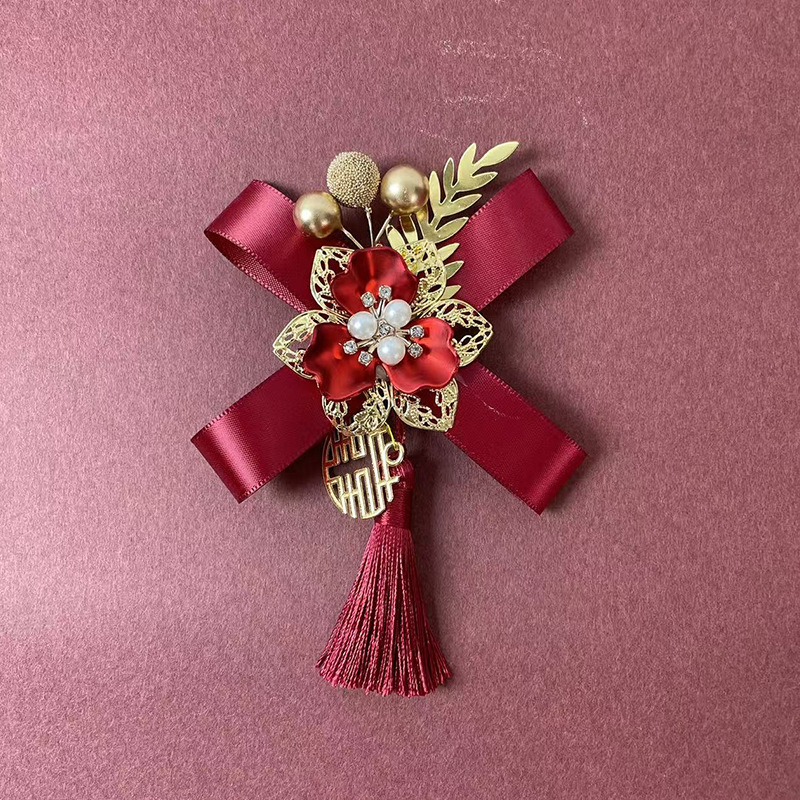 Broches de boda, flores de boda, flores de novia, un par de flores de alto nivel, un conjunto completo de artículos de boda.